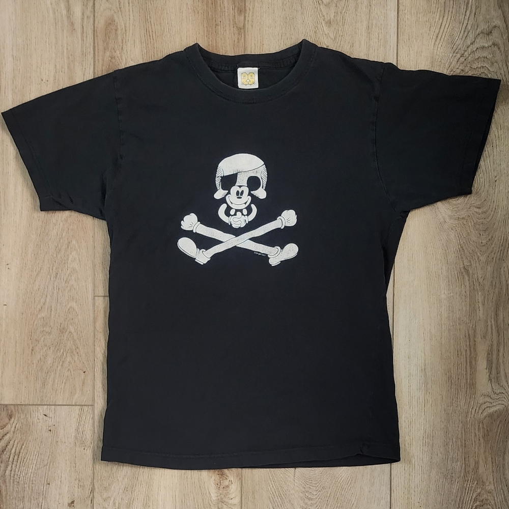 Rare vintage hard to find pirate skull n cross bones hidden mickey shirt
